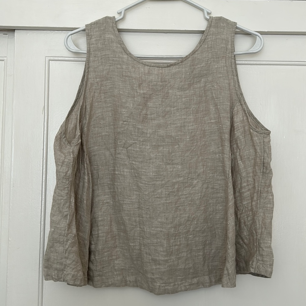 Yuvita Linen Back Button Top, size XL